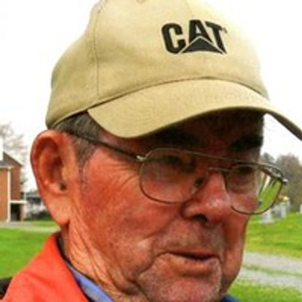 Jesse "Cap" Everett Stout