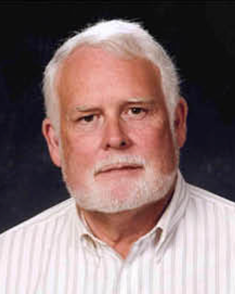 Thomas E. Lee Profile Photo