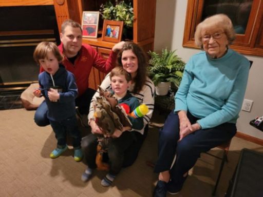 Rosetta "Rosie" Peters photo gallery thumbnail 7 of 120