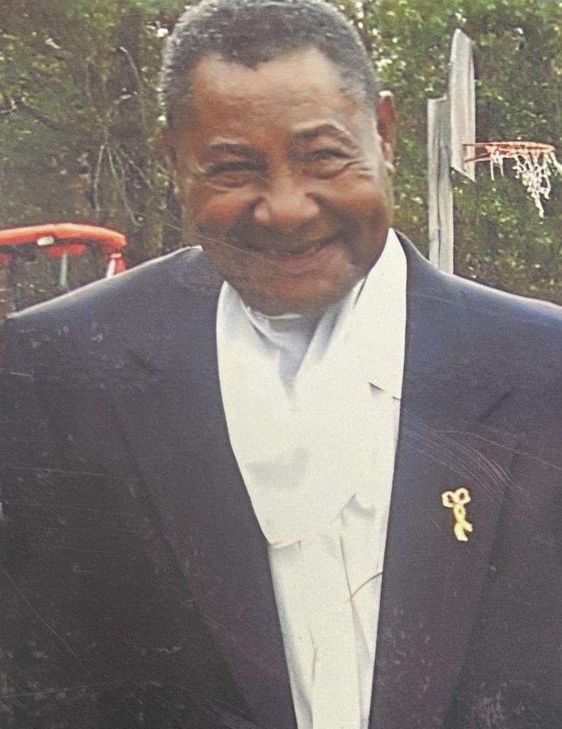 Walter Bennett Profile Photo