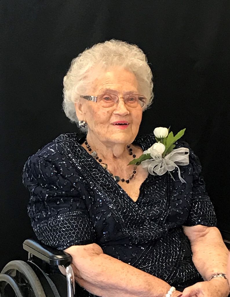 Mildred R Martin