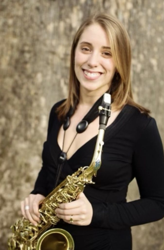 Victoria Medeiros Oehmen Profile Photo