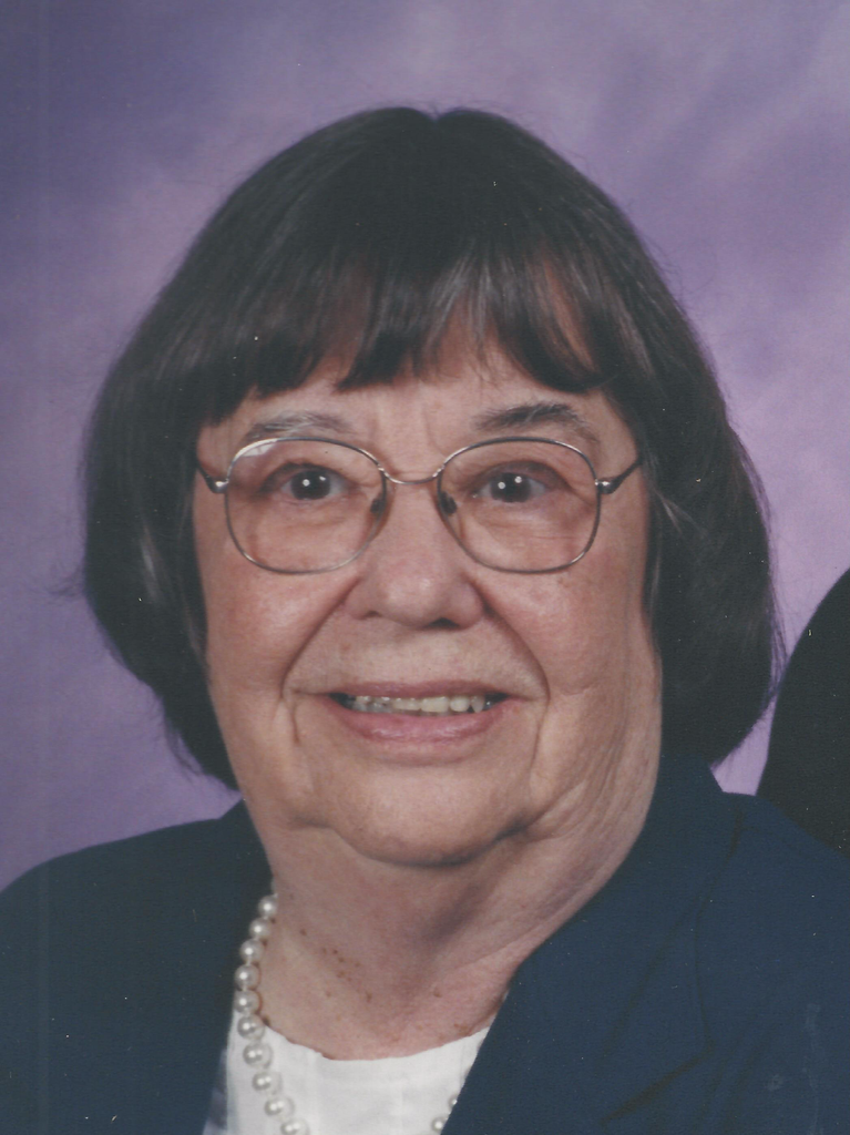 Elizabeth Jones Profile Photo