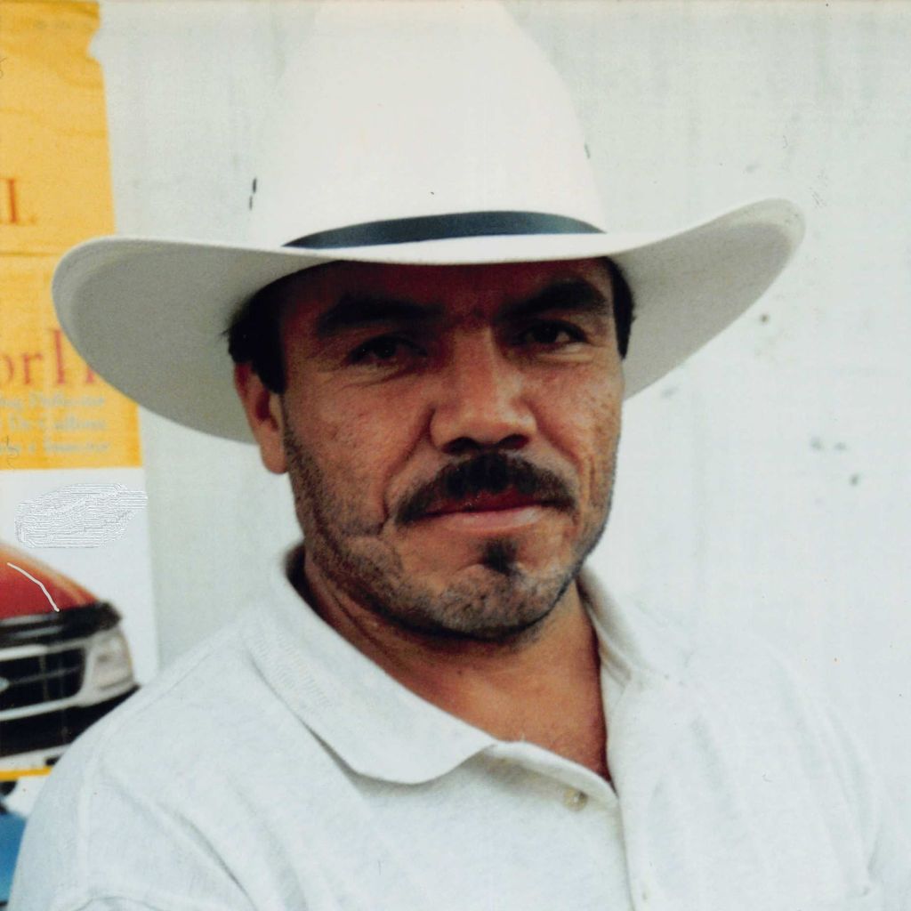 Aron Saenz Profile Photo