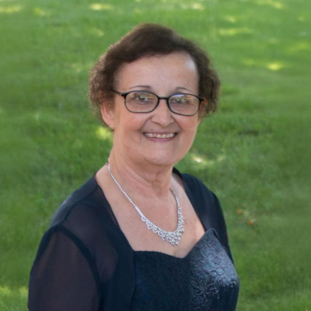 Lynne Hustad