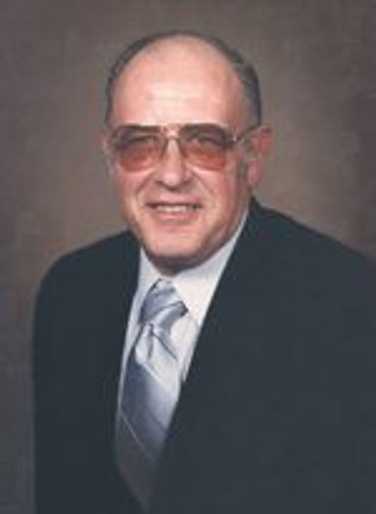 Robert Dean Nichols