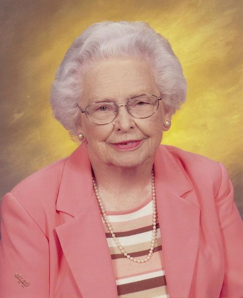 Gladys Luceil Best Profile Photo