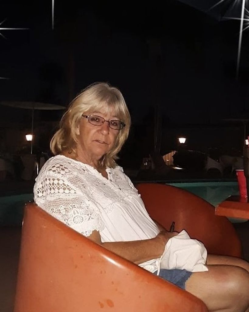 Vikki Louise Lytle Profile Photo