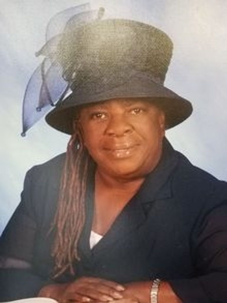 Ms Myrna Woods