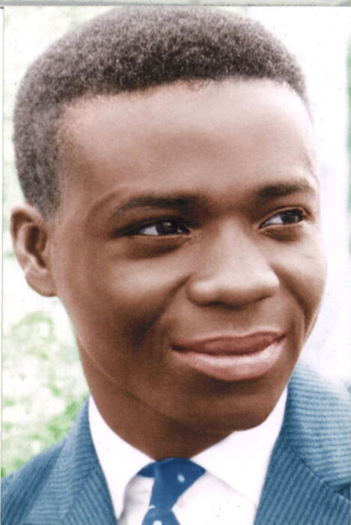 Olayimika Olutusen Sholaja