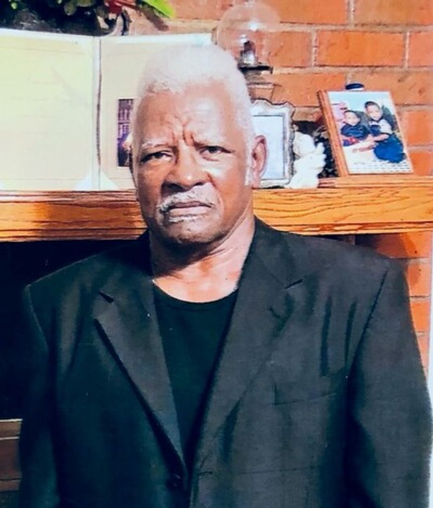 Larry Cola Sr. Profile Photo