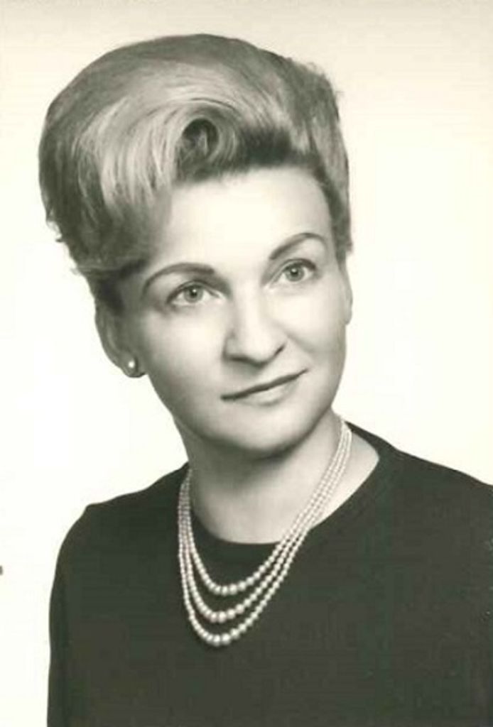 Elaine D. Schuetze