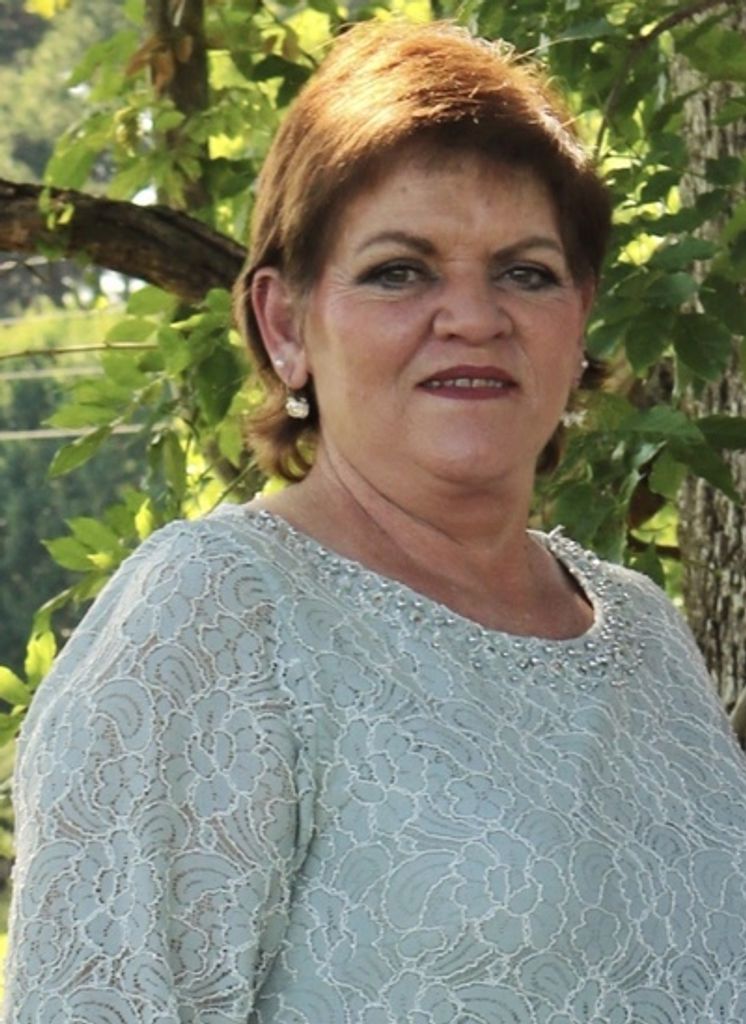 Teresa Ballentine Regan Profile Photo