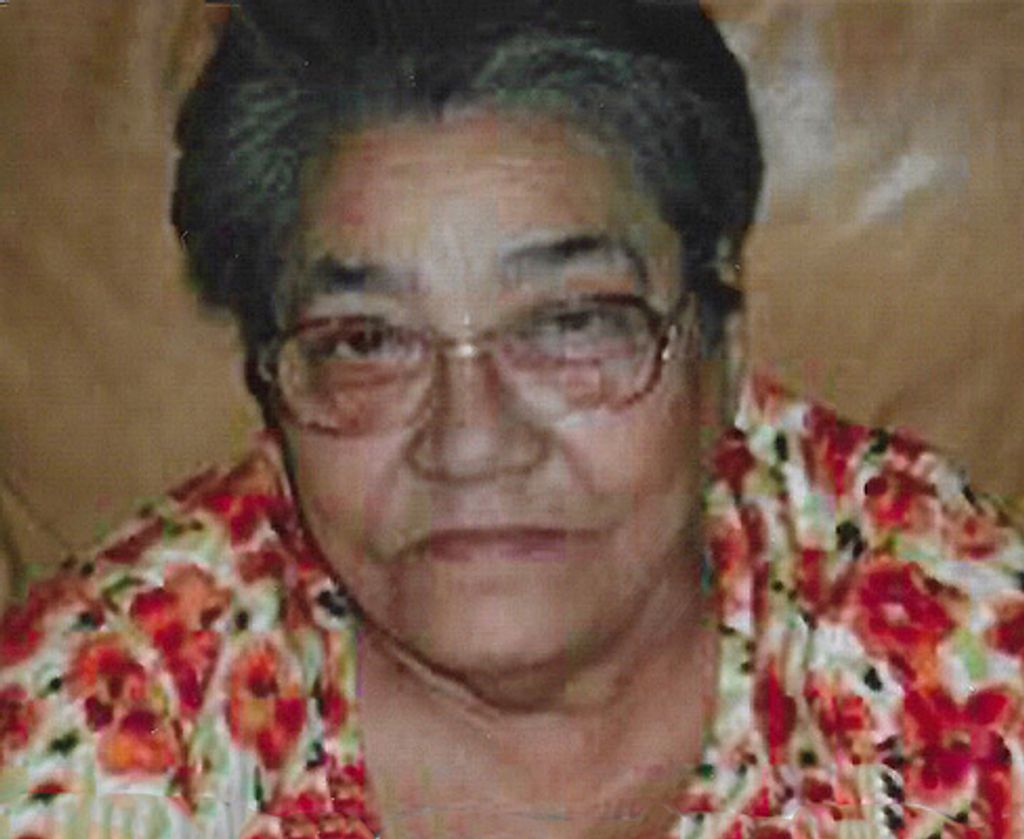 Luz M. Flores