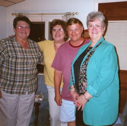 Phyllis Jordan photo gallery thumbnail 29 of 76