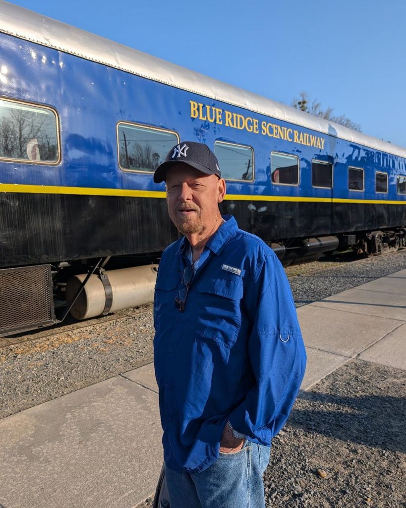 Robert Timothy Graham Profile Photo