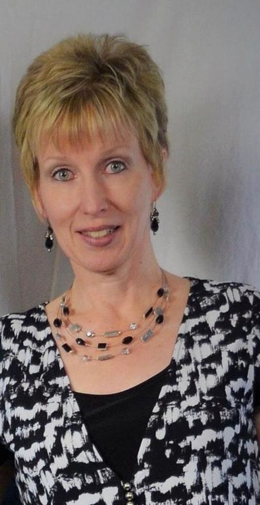 Valerie Lynn Ostapchuk (Updated Service Info) Profile Photo