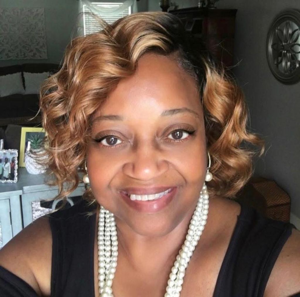 Twinette Dee Pope Profile Photo