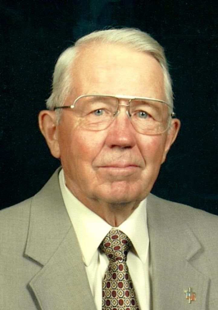 Earl N. Larsen Profile Photo