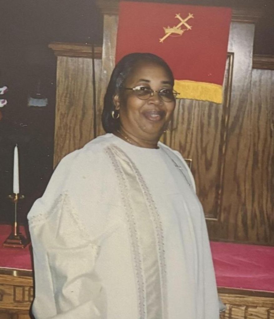 Minister Doris Mae Small Profile Photo