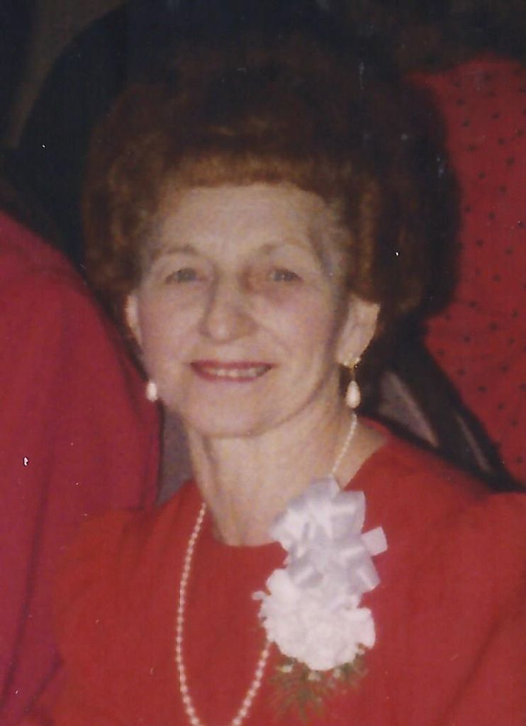 Bertha Palahunich Profile Photo