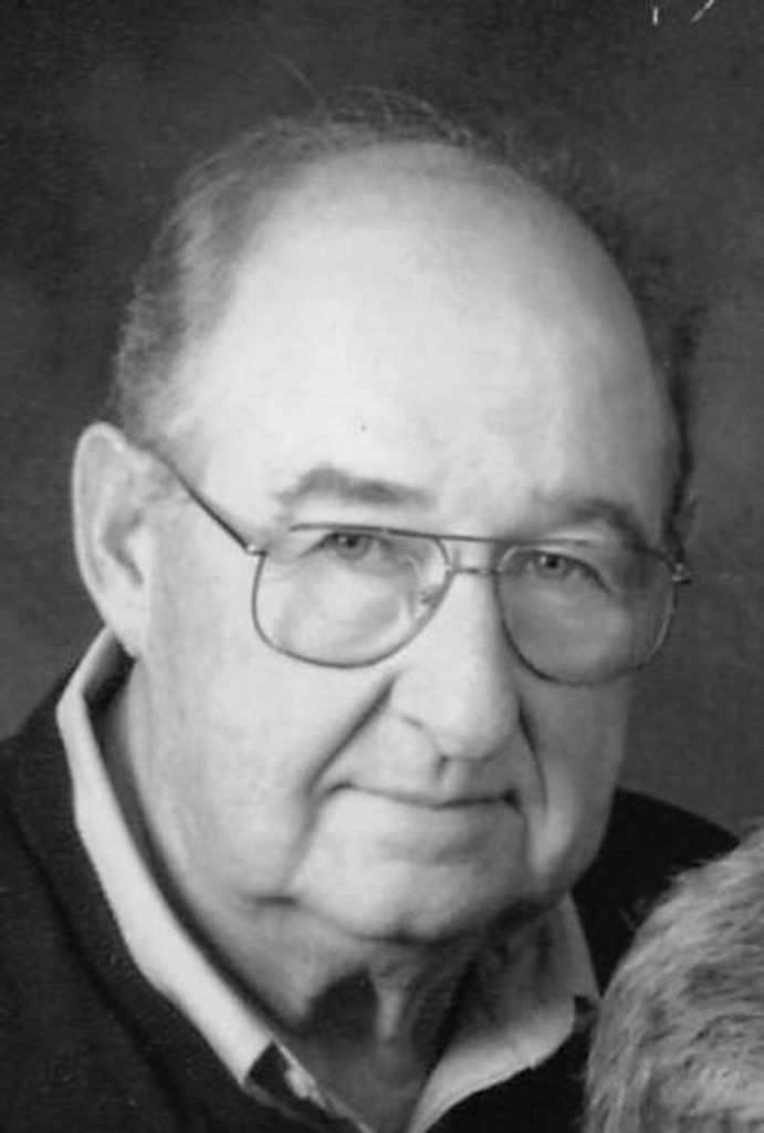 Richard "Dick" M. Gordon Profile Photo