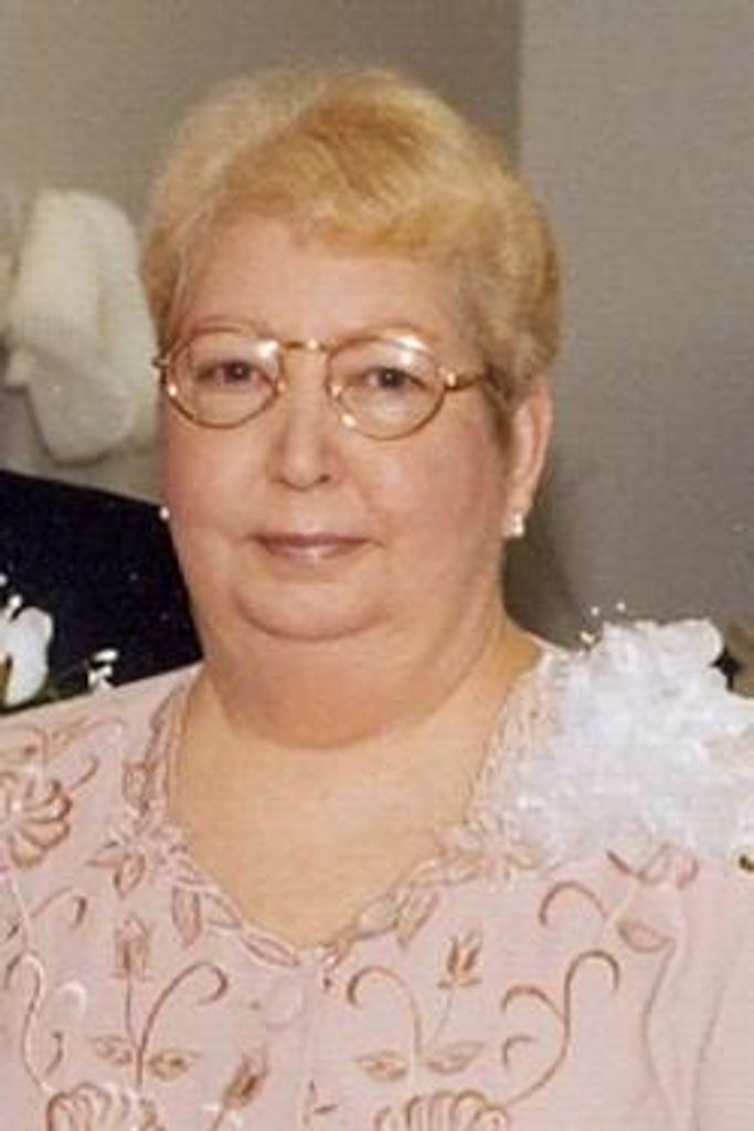 Julia Helen Moss Profile Photo