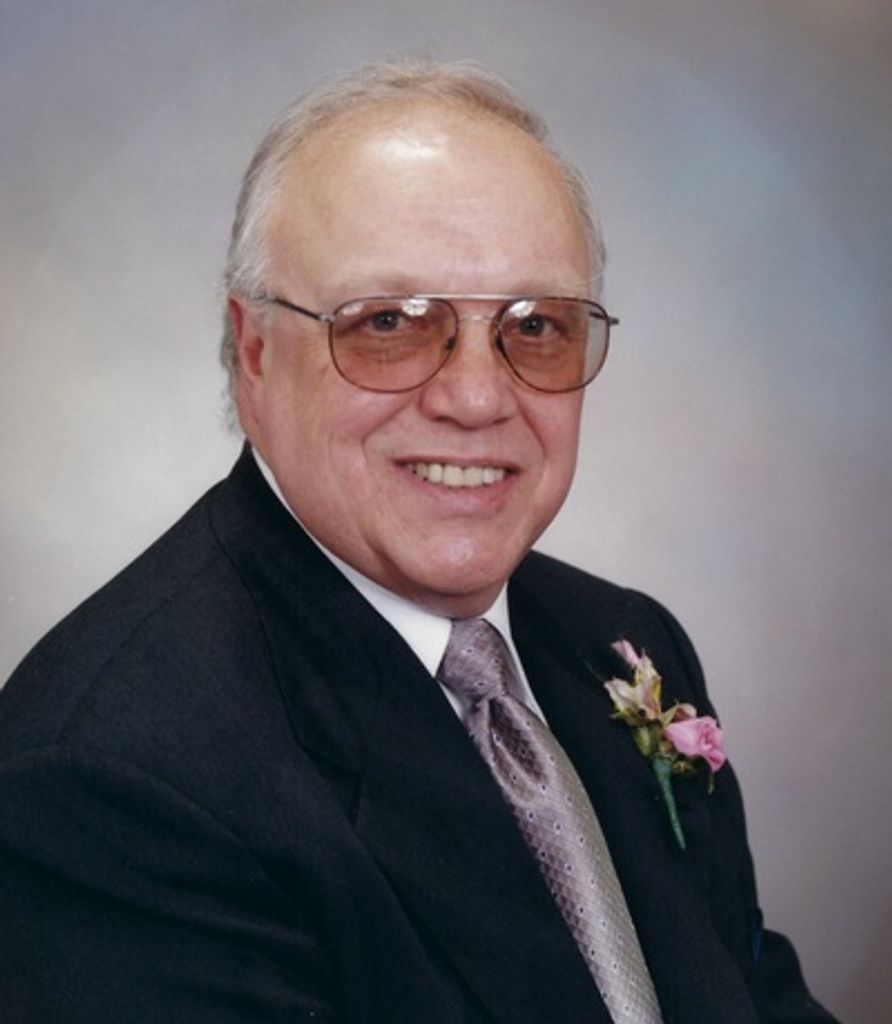 Roger Owen Young Profile Photo