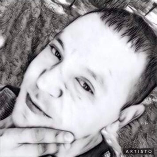 Robert "Bobby" Perez III photo gallery thumbnail 24 of 38
