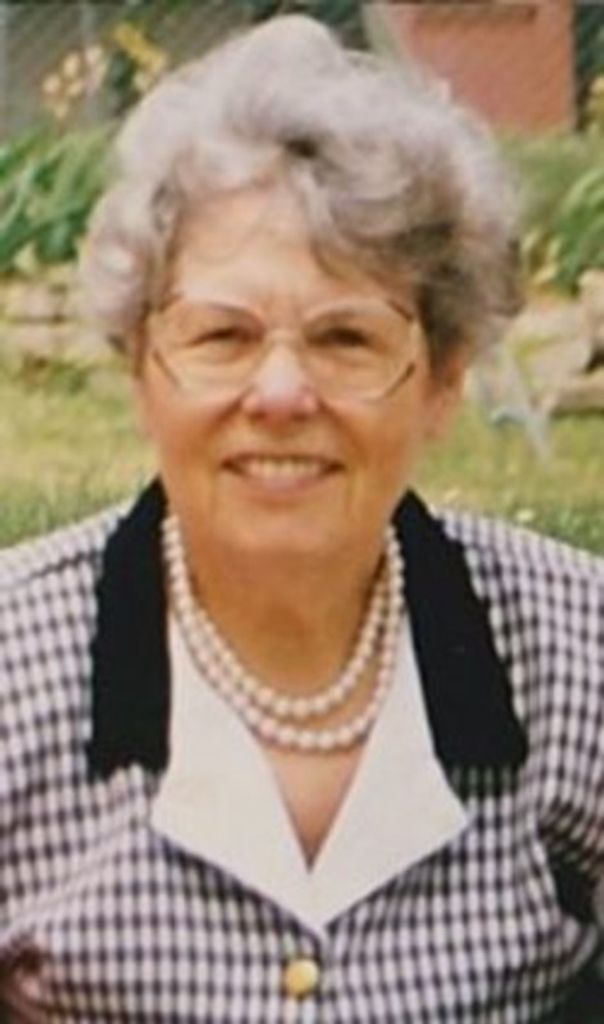 Helen V Lynch Profile Photo