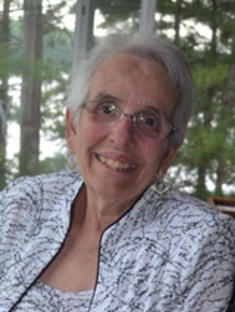 Nancy Bloom Profile Photo