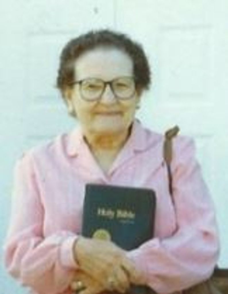 Pinkie Lee Beach Ritchie Profile Photo