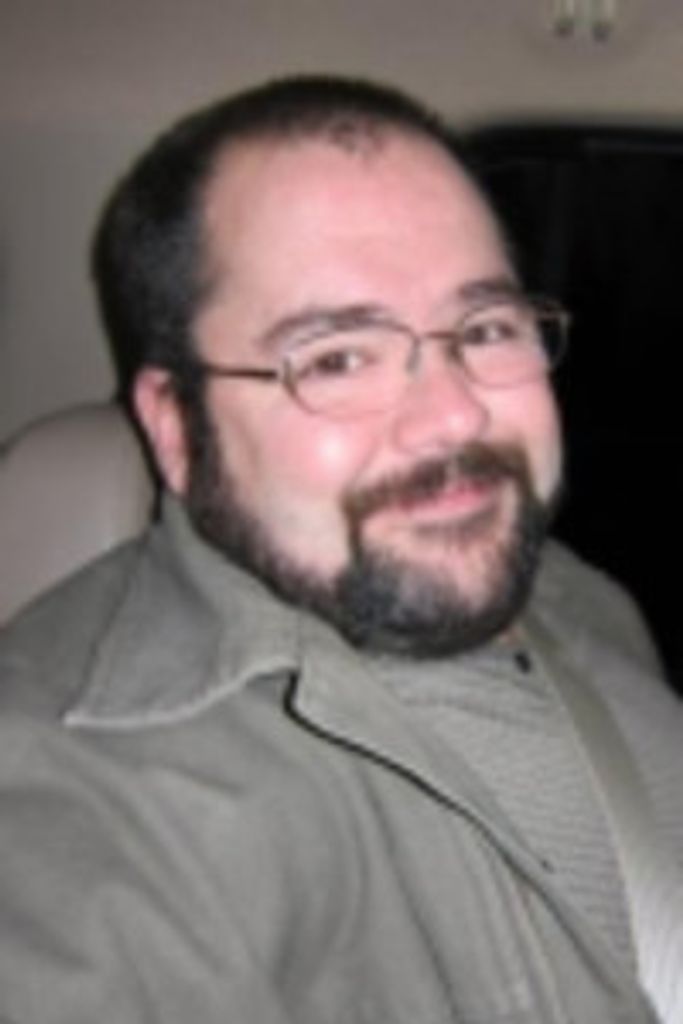 Leo Eric Lewis Profile Photo