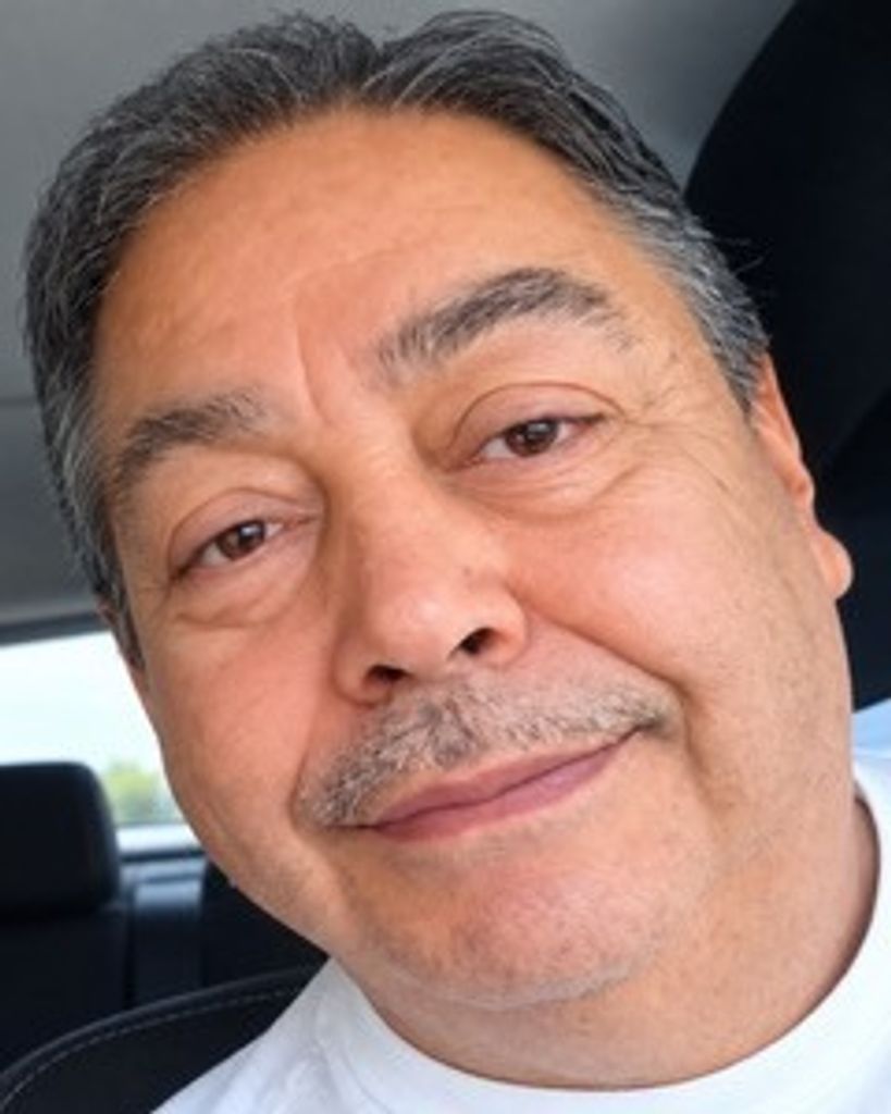 Sabino Flores