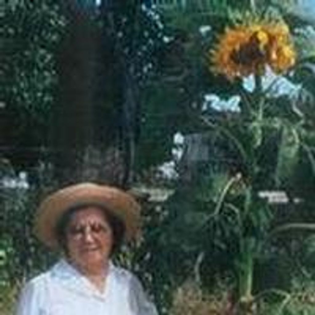 Leona Charbonneau