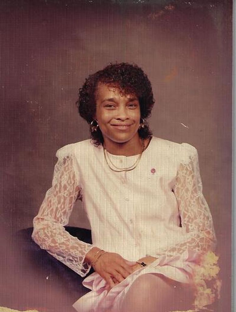 Bernadette Smith Todd Profile Photo