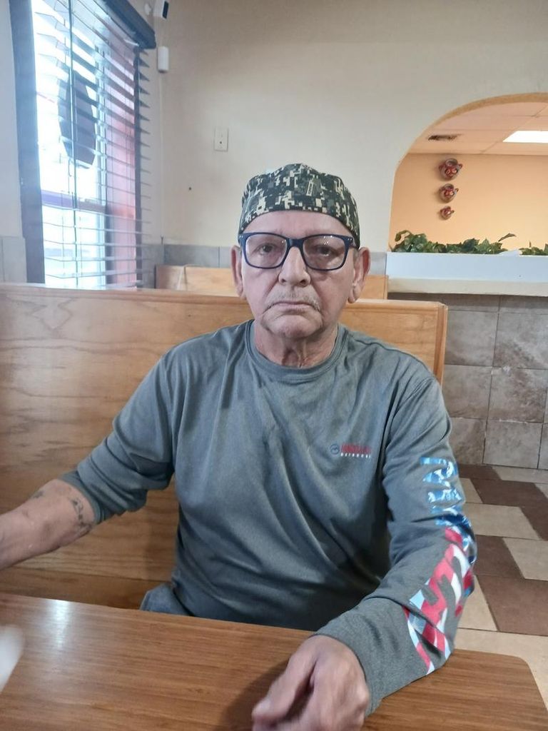 Benito Flores Jr. Profile Photo