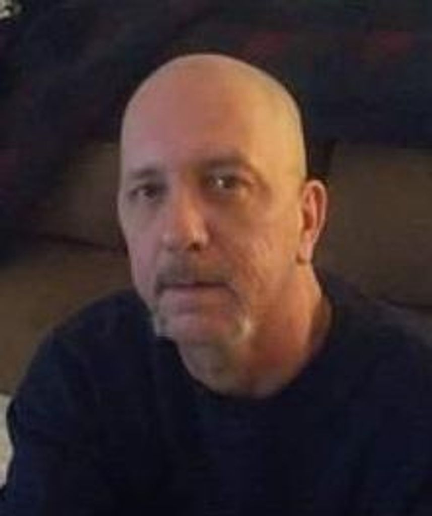 Robert M Schrader, Sr