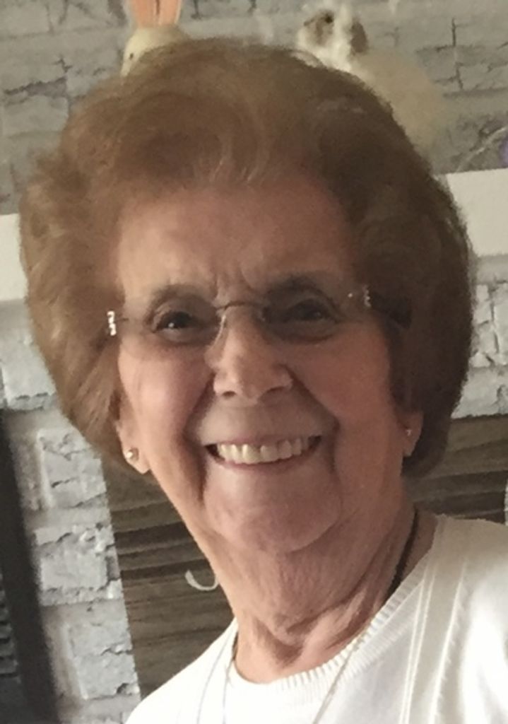 Mary Louise Hirsch Profile Photo