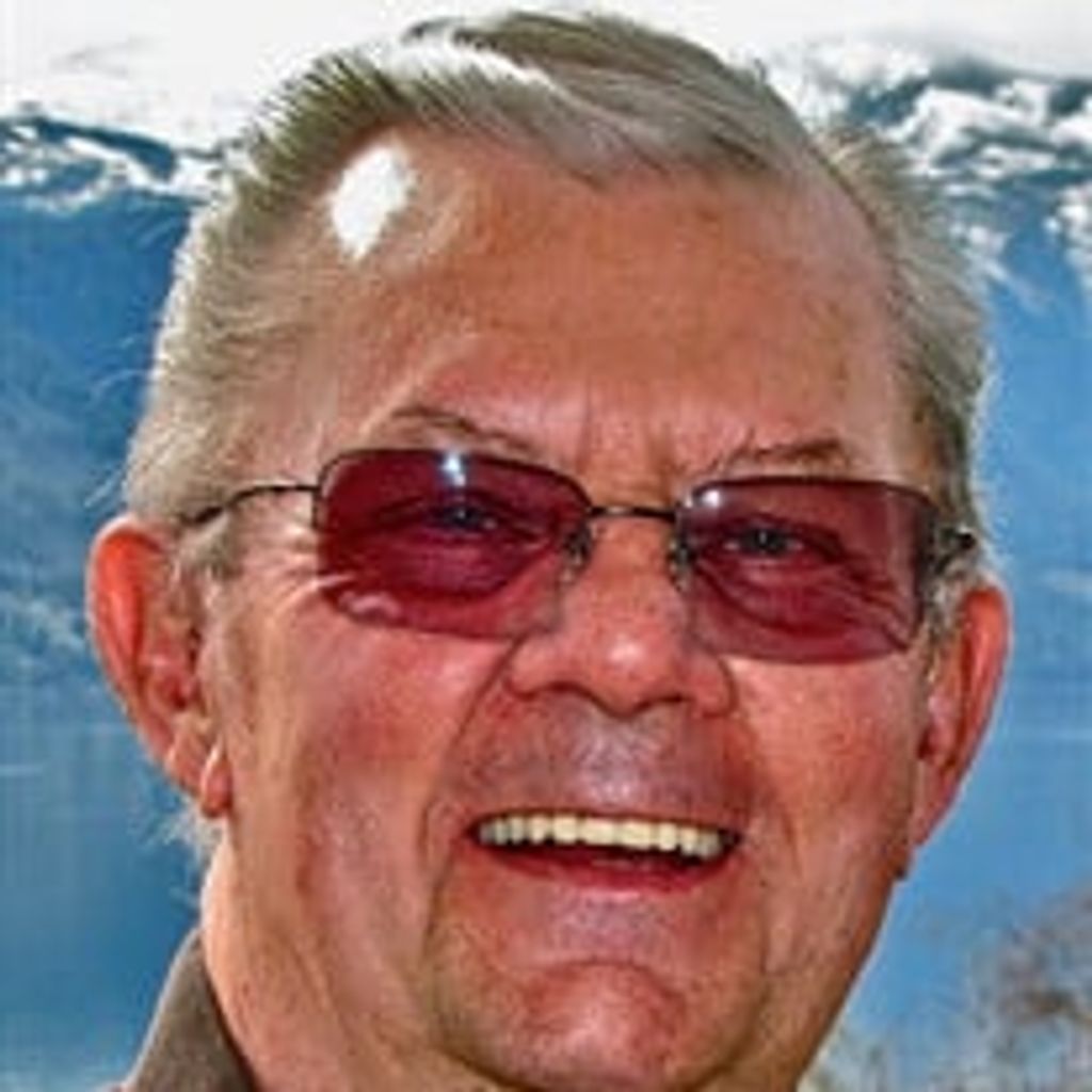 Thomas W Woods Profile Photo