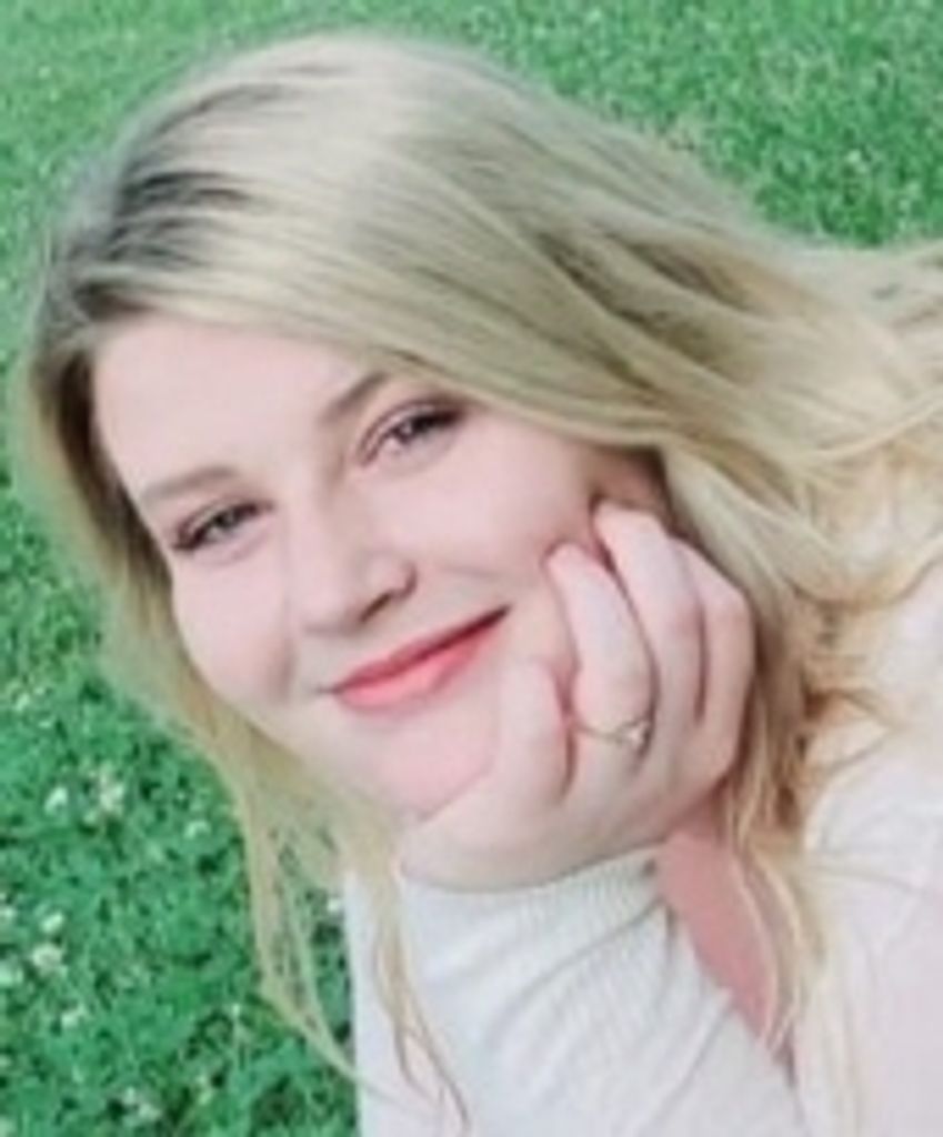 Shelby Bianca Lee Hogle Profile Photo