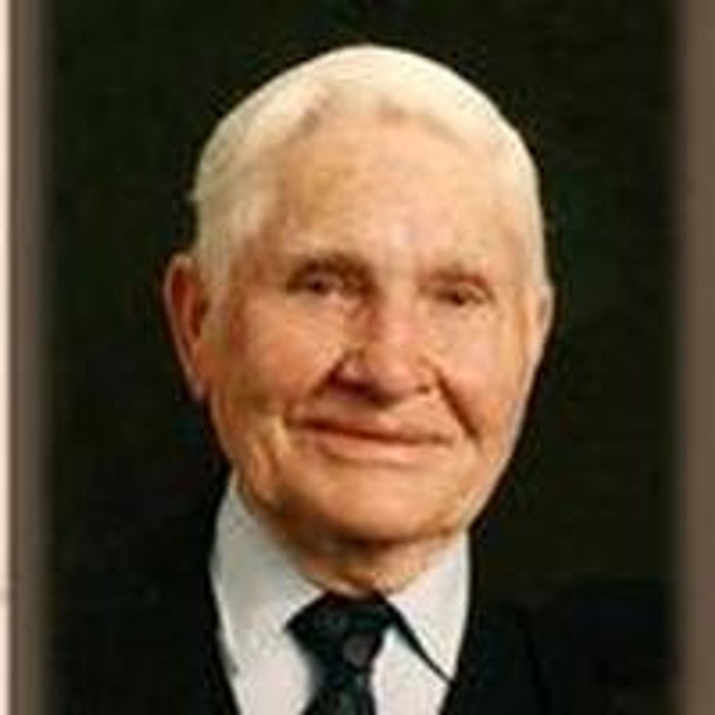 Lennis  C. Hedspeth