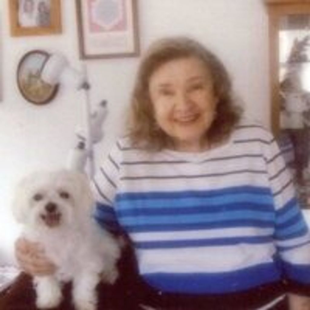Phyllis J Holmes