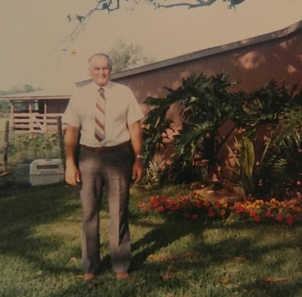 Ernst Olaf Lundgren Jr Profile Photo