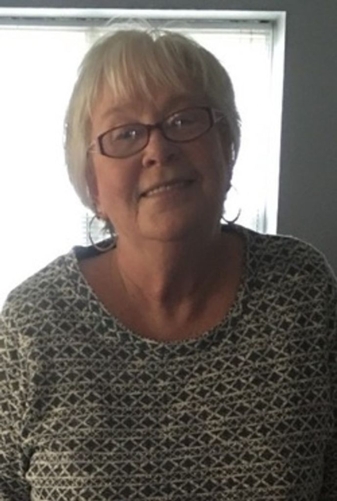 Carolyn Faye Lee Norris