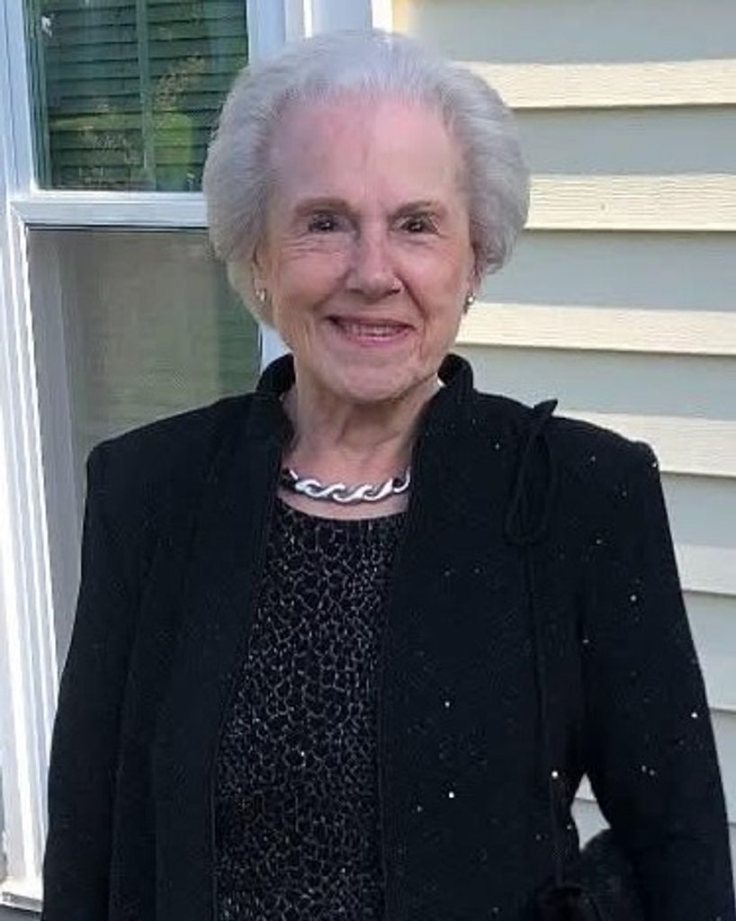 Lucia "Lucy" LaRocca