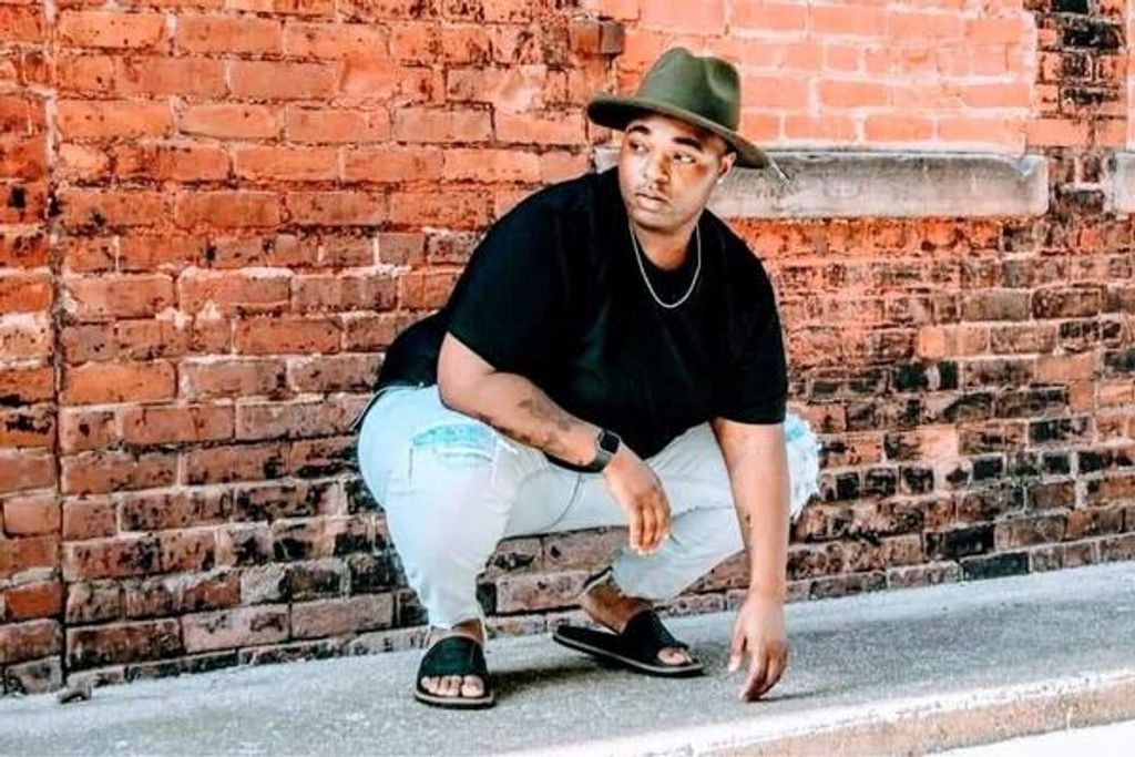 Axzivian De'Van Cummings