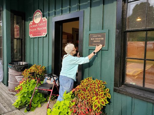 Joan E. Shaver photo gallery thumbnail 75 of 154