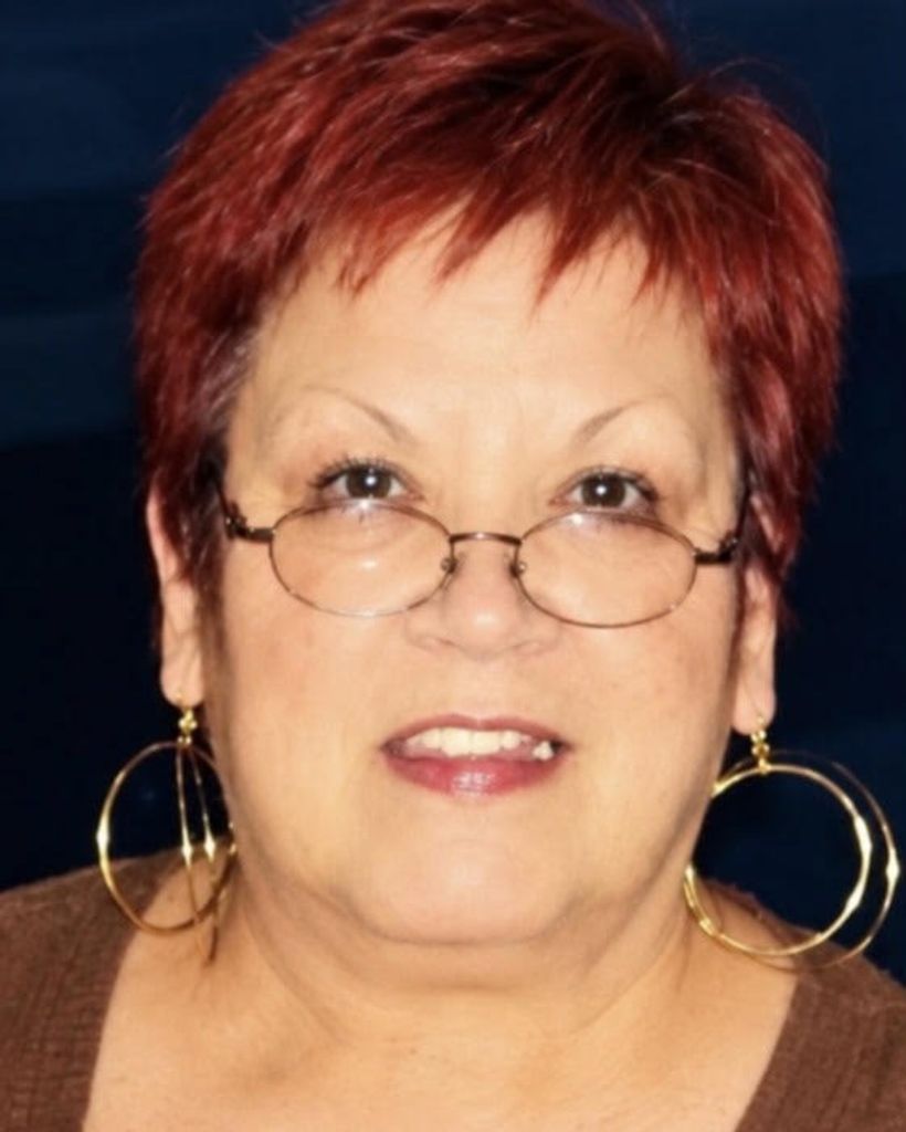 Rosielee Monrial Profile Photo