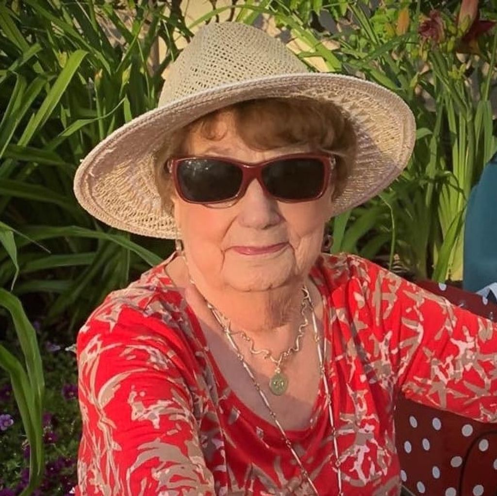 Shirley (Davis)  Burton